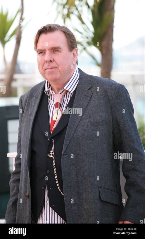 Cannes 2014: Mr Turner review – Timothy Spall .